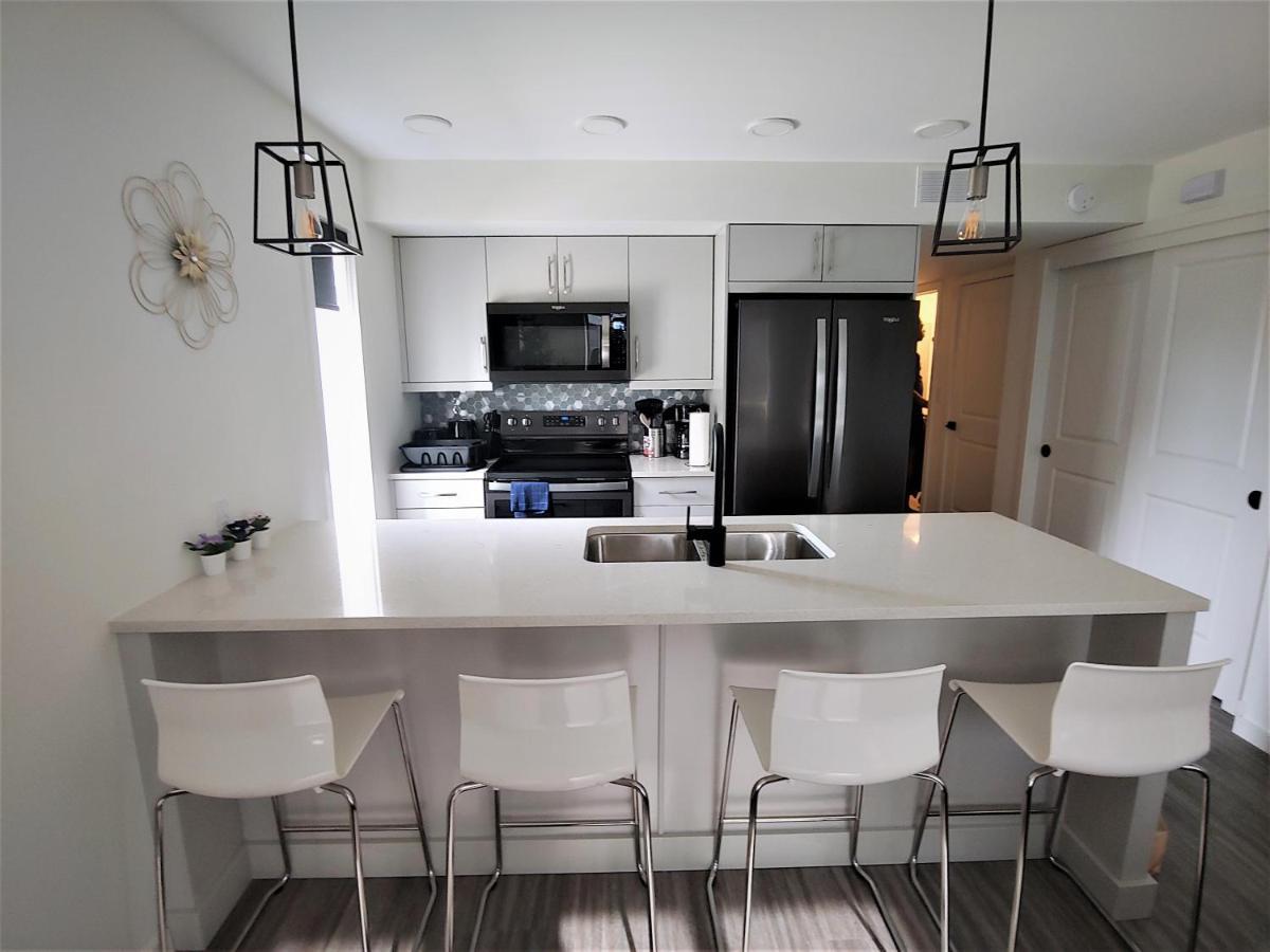 Serene 2 Bedroom Condo With Balcony And Lakeview Winnipeg Exterior foto